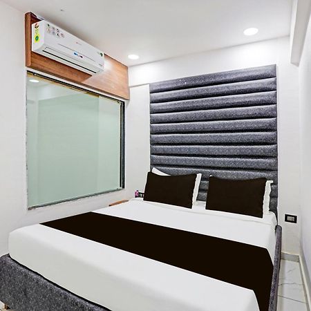 Super Hotel O Althan Formerly Hotel Niraant Surat Exterior photo